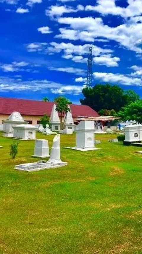 <b>Melihat Kompleks Makam Inggris Jitra Bengkulu, Dikabarkan Ada Sejak Tahun 1714</b><br>