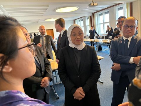 Momen Menaker Ida Kagum dengan Kemampuan Perawat Indonesia di Jerman