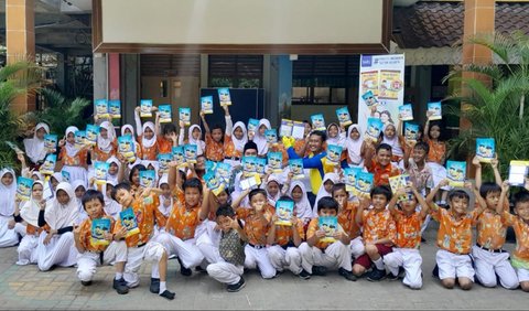“Tahun ini BlueBand berkomitmen untuk mengedukasi 500.000 anak di berbagai wilayah di Indonesia, dalam periode Januari – Desember 2024,”