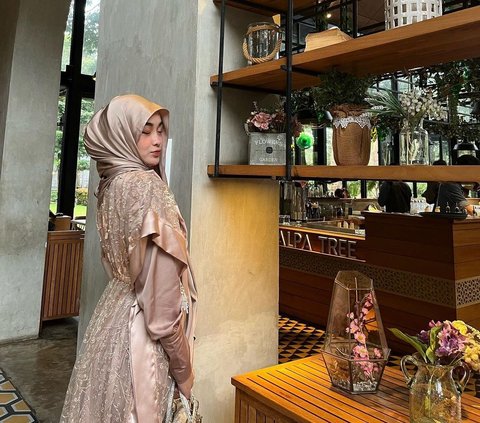 10 Most Stylish and Beautiful Lebaran 2024 Gamis Models