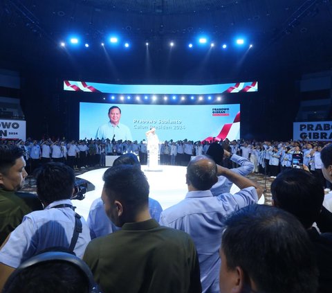 Prabowo: Saya Tidak Sendiri, Anak Muda Membersamai Perjuangan Saya