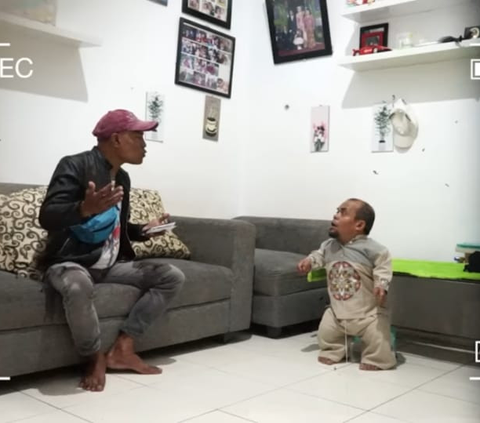 Ucok Baba Syok di Prank, Sang Anaknya Punya Utang Rp30 Juta ke Pinjol Sampai Didatangi Debt Collector