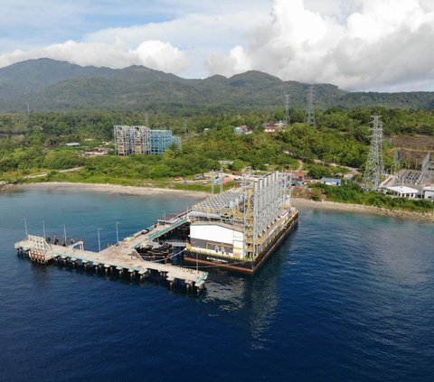 Sinkronasi Pembangkit Apung Pertama di Indonesia Rampung, Pasokan Listrik Wilayah Ambon Bertambah 10 Mega Watt