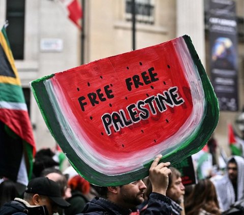 FOTO: Aksi Massa Pro Palestina di London Kembali Demo Tuntut Genjatan Senjata