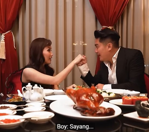 Ayu Ting Ting Reportedly Holds Engagement, Here's the Confession from Her Mother Umi Kalsum: 'It Became a Sensation'