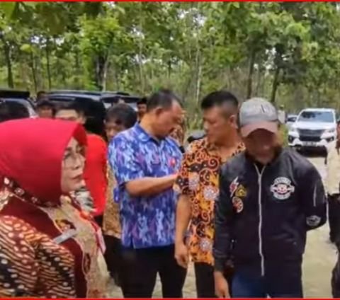 Heboh Bupati Grobogan Dicegat Warga di Tengah Jalan, Ternyata Karena Ini