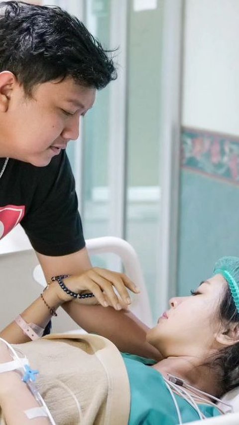 Congratulations! Bella Bonita Gives Birth to First Child, Denny Caknan: Doctor Says It Was Too Quick
