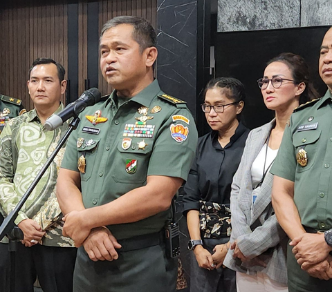 Megawati Singgung Aparat Tak Netral, Hasto PDIP: Karena Rasa Sayang Bu Mega ke TNI Polri