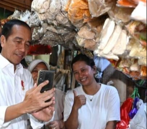 Jokowi Dikritik soal Pembagian Bansos, Bahlil: Jangan Batasi Presiden Dekat Dengan Rakyat