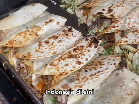 Kisah Warga Palestina di Bogor Buka Warung Kebab Pakai Resep Asli Palestina, Dulu Beri Gratis karena Tak Laku Kini Ludes 400 Porsi Sehari