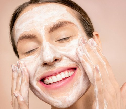 3 Skincare Ingredients that Dermatologists Do Not Recommend for Daily Use