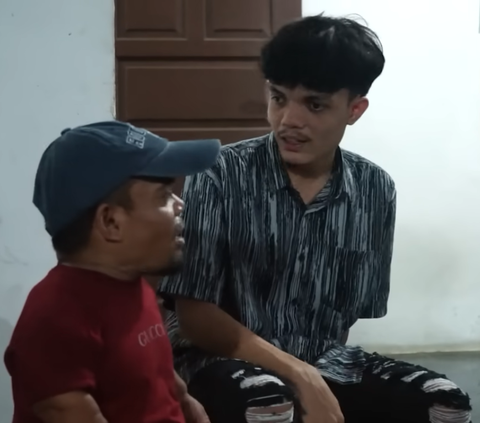 Biar Rajin Kuliah, Ucok Baba Belikan Mobil Mewah Sang Anak, Ending-nya Adam Lemas