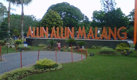 5. Alun-Alun Kota Malang: Wisata Murah Ramah Anak