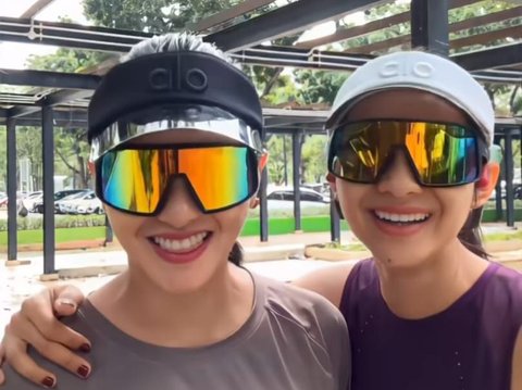 Sama-sama Cantik, Intip Potret Kompak Ririn Ekawati dan Sang Adik Rini Yulianti saat Olahraga Bareng