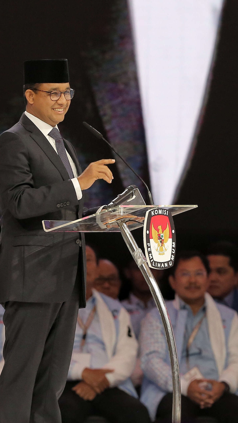 Kembali Kampanye di Sulsel, Anies Senang Warga Angkat 1 Jari Sepanjang Jalan<br>