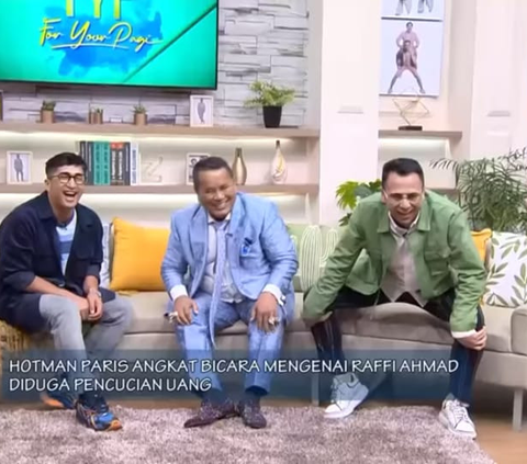 Hotman Paris Rangkul Raffi Ahmad: Salah Kami Berdua, Kami Kaya, Orang Lain Iri