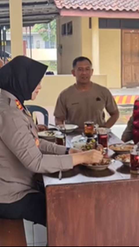 Kapolres Perempuan Makan Bareng Anak Buah Bagi-Bagi Ati Ampela jadi Sorotan, Berpesan 'Harus Merasakan Makan Ati Dulu'