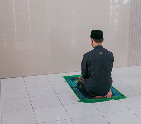 Commemorating Isra Miraj, Here are 6 Good Readings of Sholawat for Prophet Muhammad SAW to Practice