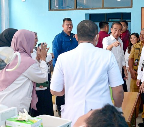 Tinjau RSUD Kumpulan Pane Tebing Tinggi, Jokowi Janjikan Renovasi dan Tambah Kapasitas Bangunan