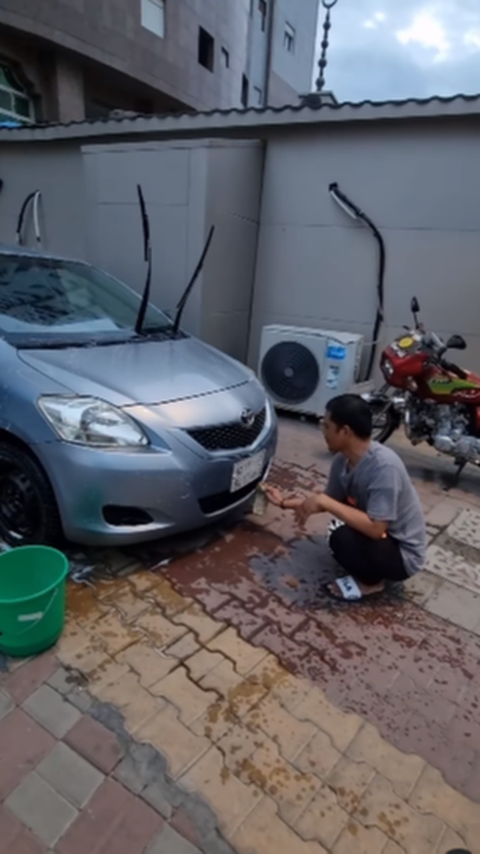 Tukang Cuci Mobil di Arab Saudi Digaji Rp 8 Juta Sebulan, Satu Mobil Bisa Sampai Rp400 Ribu