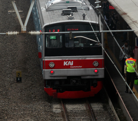 Heboh Kritik Impor 3 Rangkaian KRL dari China, KAI Commuter Ungkap Fakta Lain