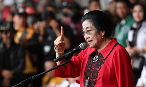 Digandeng Pramono Anung, Megawati Dampingi Ganjar-Mahfud Hajatan Rakyat di Banyuwangi