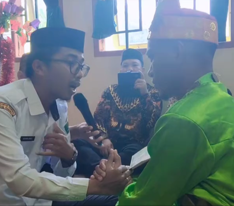 Viral Momen Pernikahan Pengantin Tunarungu, Ijab Kabul Pakai Bahasa Isyarat Bikin Haru