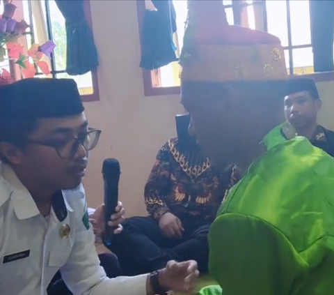 Viral Momen Pernikahan Pengantin Tunarungu, Ijab Kabul Pakai Bahasa Isyarat Bikin Haru