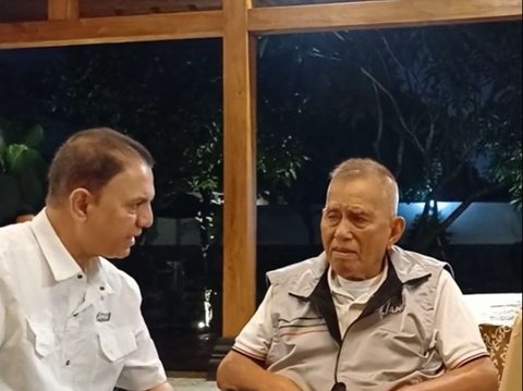 Lama Tak Terlihat, Eks Menhan Jenderal Ryamizard Ryacudu 'Turun Gunung' Dukung Anies-Muhaimin