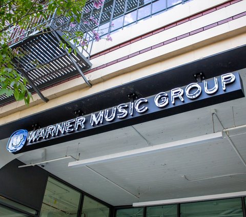 To Save Budget of Rp3.1 Trillion, Warner Music Lays Off 600 Employees