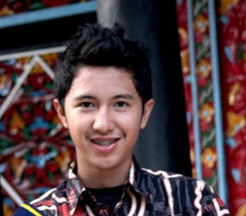 Portrait of Muhammad Fardhana, Ayu Ting Ting's Fiancé, Who Participated in a Cheerful Teen Contest and Pursued Education in Japan