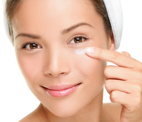 Not Using Concealer, This is How to Brighten Fine Lines Under the Eyes