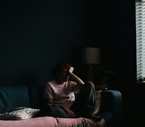 Warning, Living Alone for Too Long Can Affect Mental Health