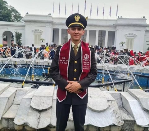 Letnan Dua (Letda) TNI Enzo Zenz Allie, perwira TNI AD keturunan Prancis kini sedang menjalani karier sebagai seorang prajurit infanteri.