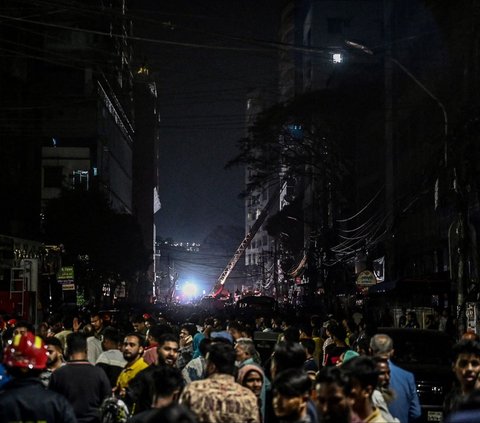 FOTO: Horor Kebakaran Dahsyat Hanguskan Gedung 7 Lantai di Bangladesh, 43 Orang Tewas