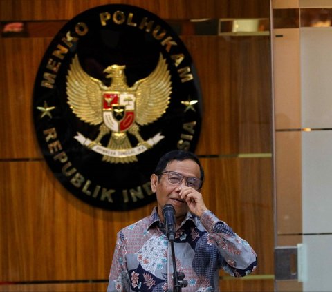 Mahfud Sepakat MK Larang Jadwal Pilkada 2024 Diubah: Bagus, Hentikan Langkah Jokowi Kendalikan Pilkada