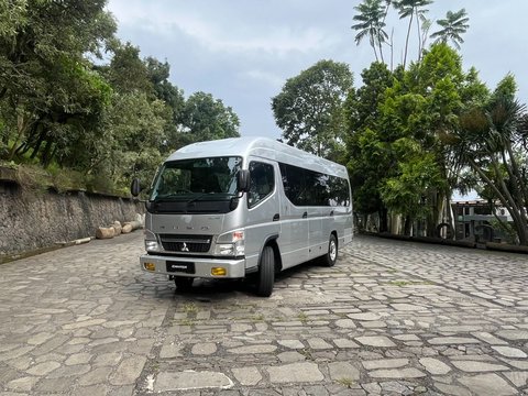 Fuso Canter Bus, Economical Vehicle Suitable for the Tourism Sector