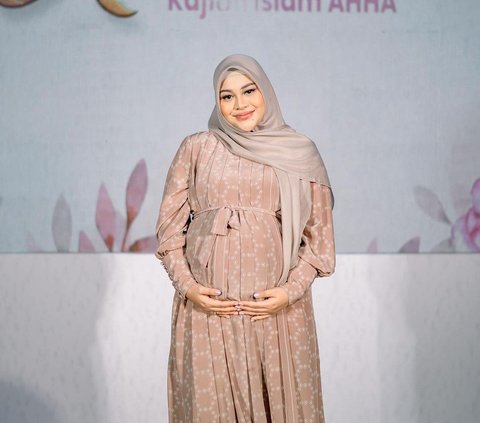 15 Inspirasi Baju Lebaran yang Cocok untuk Ibu Hamil agar Tetap Modis dan Memesona