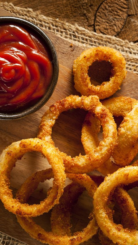 Resep Mudah Onion Ring Buat Camilan Nonton TV