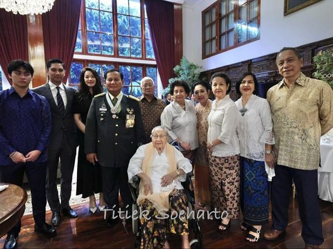 Join in Celebrating Prabowo's Promotion, Sweet Message from Titiek Soeharto to Her Former Husband Makes You Emotional