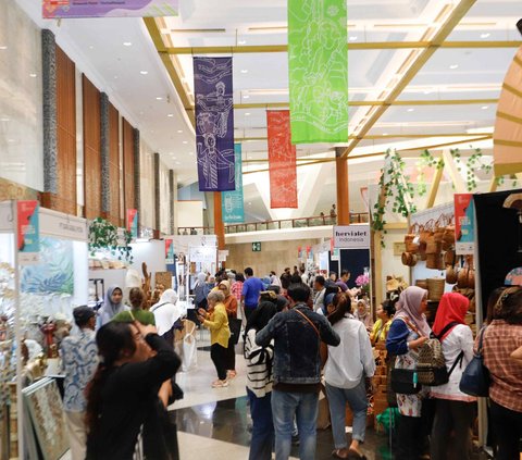 FOTO: Berburu Kerajinan Tangan di Inacraft 2024, Pameran Kriya Terbesar se-ASEAN