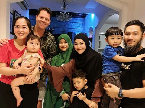 Potret Persahabatan Gracia Indri dan Metha Istri Uki Eks Noah, Sempat Bertemu Sebelum Kembali ke Belanda