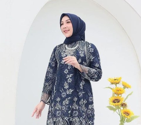 17 Modern Baju Kurung for Parties, Don't Fail to Look Beautiful and Enchanting