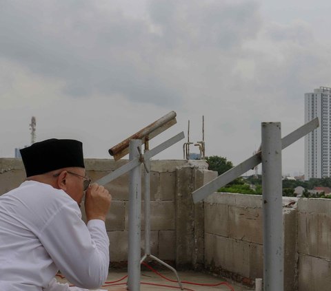 Selain itu, kata Yahya, di seluruh Indonesia juga tidak ada satupun hilal yang nampak. Sehingga, awal Ramadan belum masuk pada Senin (11/3) besok.