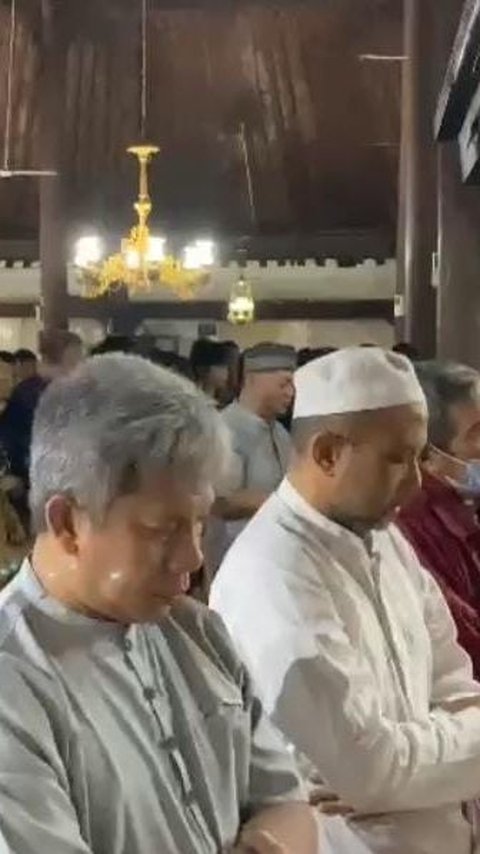 Sambut Puasa Ramadan, Ini Momen Khusyuk Salat Tarawih Pertama di Masjid Gedhe Kauman Yogyakarta