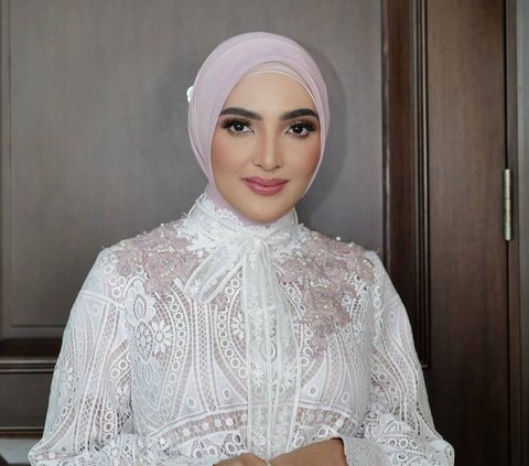 Cantik Berhijab Bikin Pangling, Potret Ashanty Makin Rajin Ikut Kajian Karena Ngaku Ilmu Agama Masih Kurang