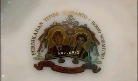 Souvenir pernikahan Prabowo-Titiek<br>