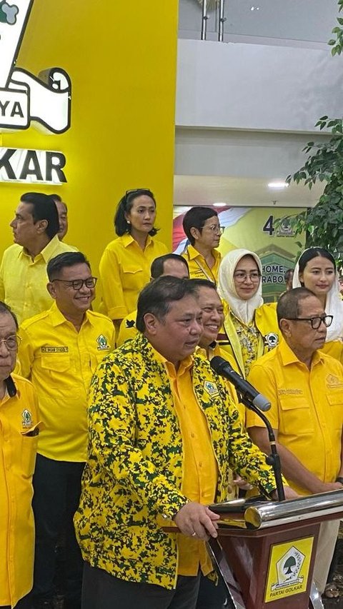 Airlangga Buka-bukaan Kabar Presiden Jokowi Akan Gabung Golkar: Sudah Dekat & Nyaman