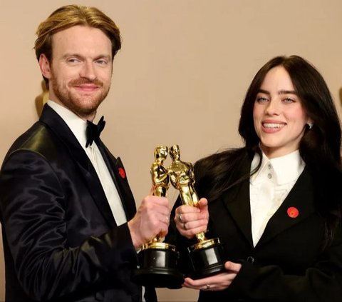 Billie Eilish Is the Youngest 2 Oscar Winner in History | trstdly