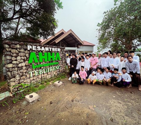 Portrait of Atta Halilintar's 20-Hectare Islamic Boarding School, Located in the Middle of the Mountains